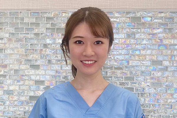 高 悠莉